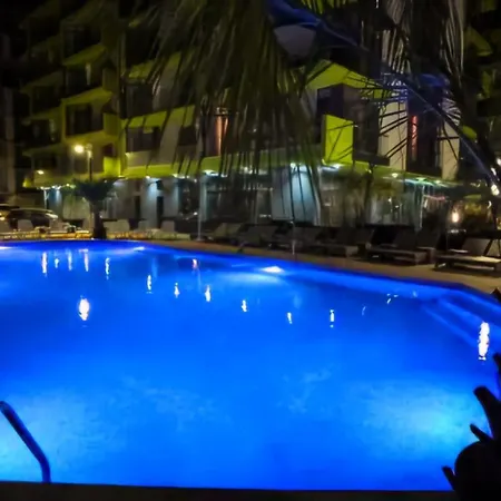 Aria Luxury - Pool & Langa Plaja דירה